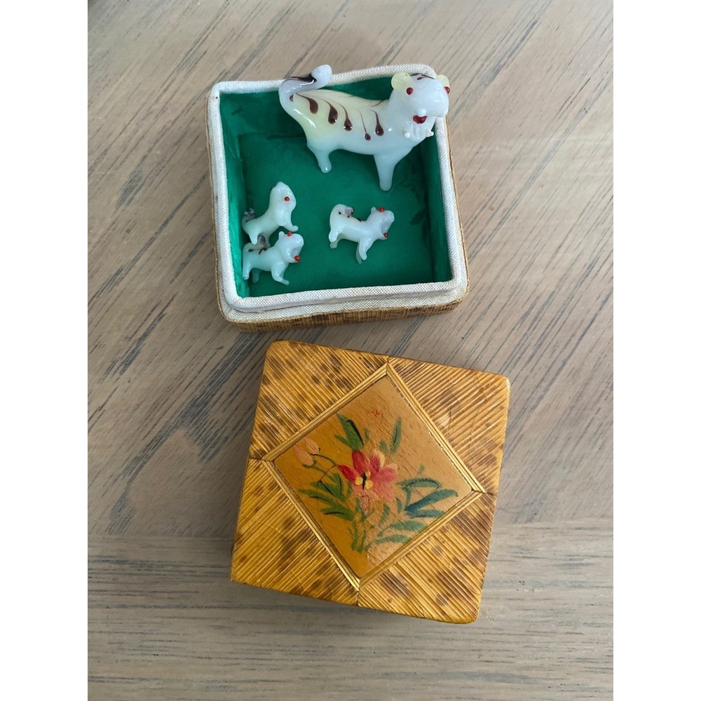 Vintage Unique Handmade Glass Tiger With Cubs in Handpainted Trinket Box